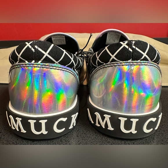 NWT Disney Hocus Pocus Slip On Canvas Sneakers by Ground Up Men’s Sz 10 Unisex - Picture 3 of 13